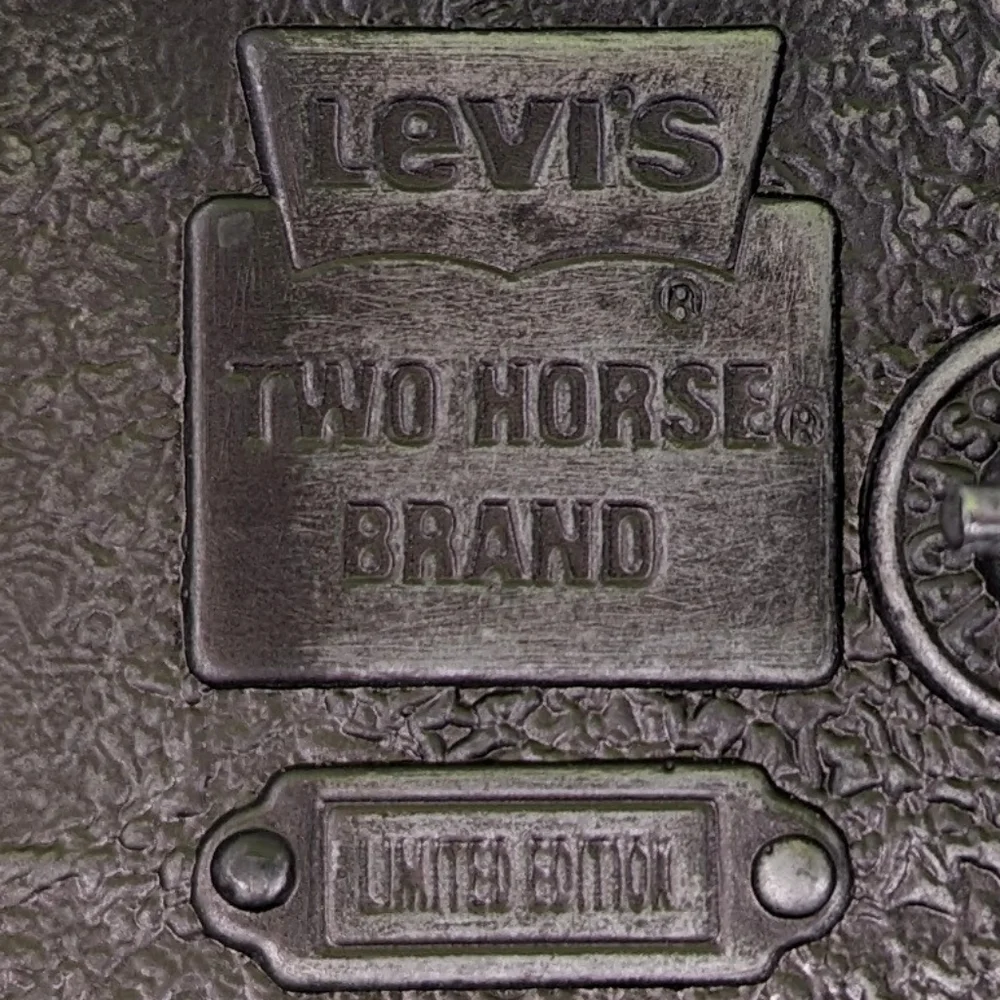 Levi's Pewter Belt Buckle Limited Edition Two Horse Vintage Unisex 3.5